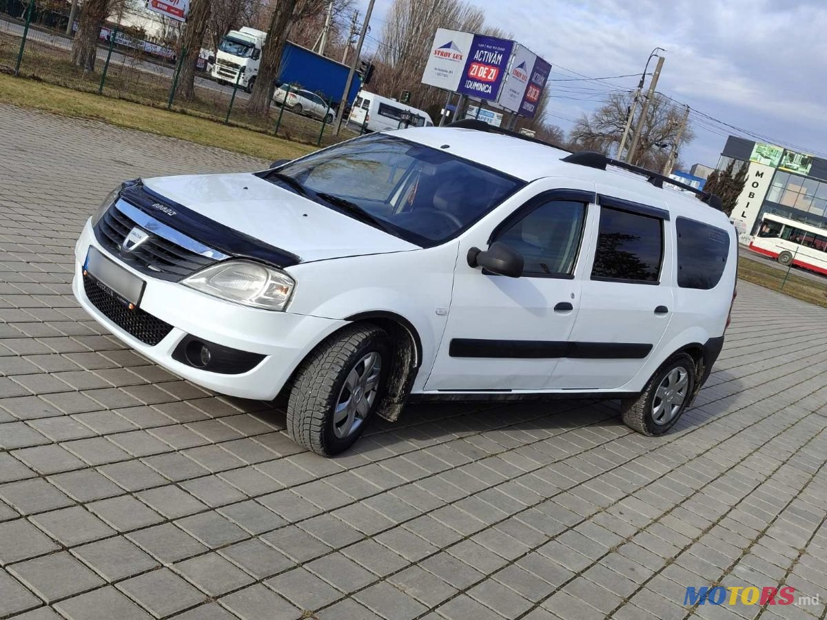 2009' Dacia Logan Mcv photo #2