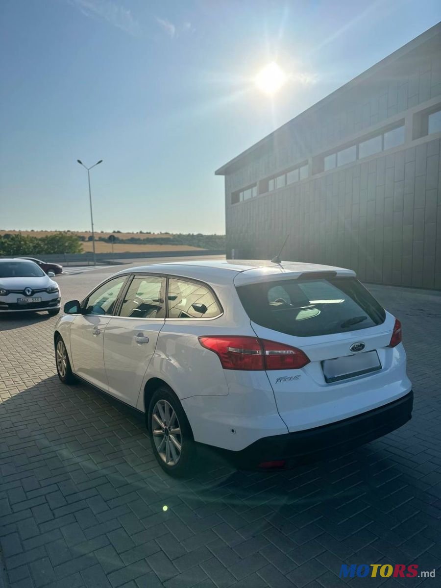 2017' Ford Focus photo #6