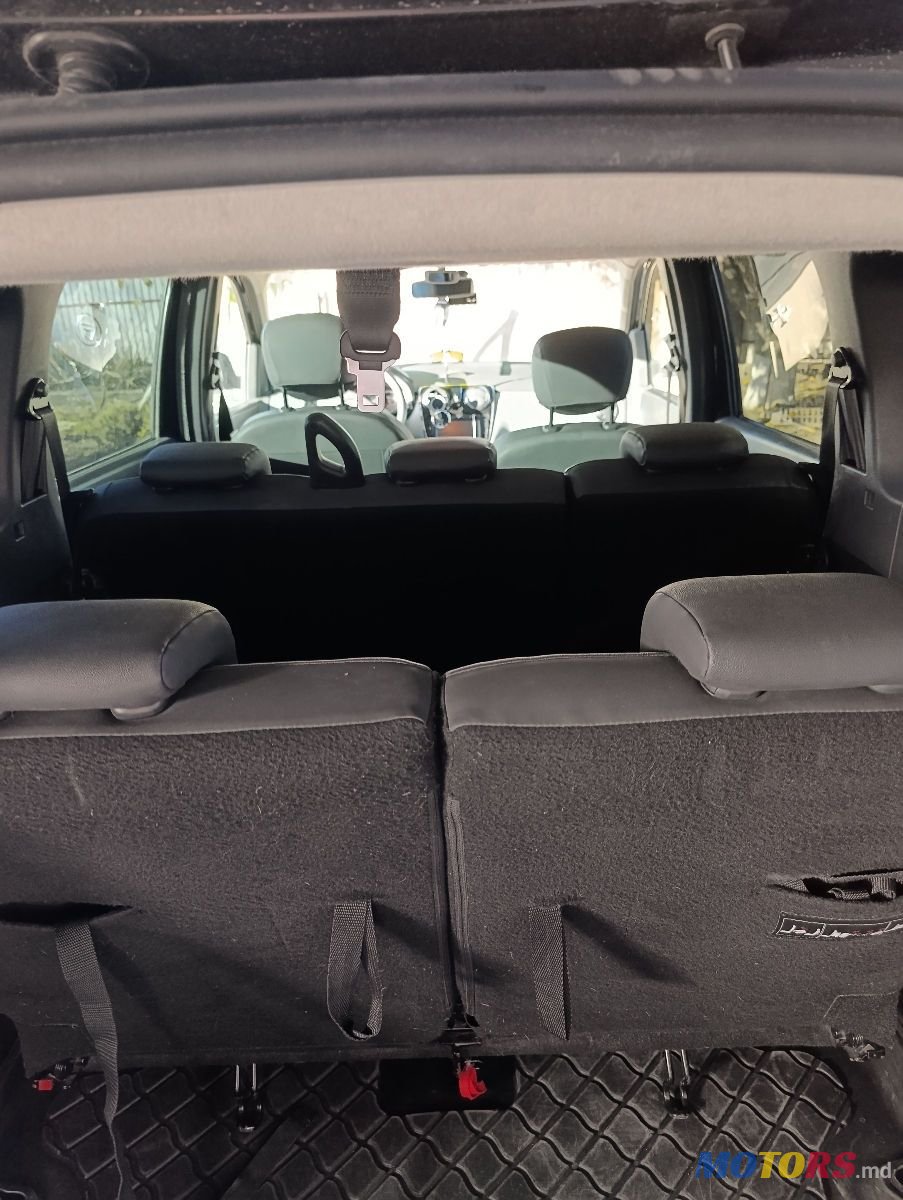 2016' Dacia Lodgy photo #4
