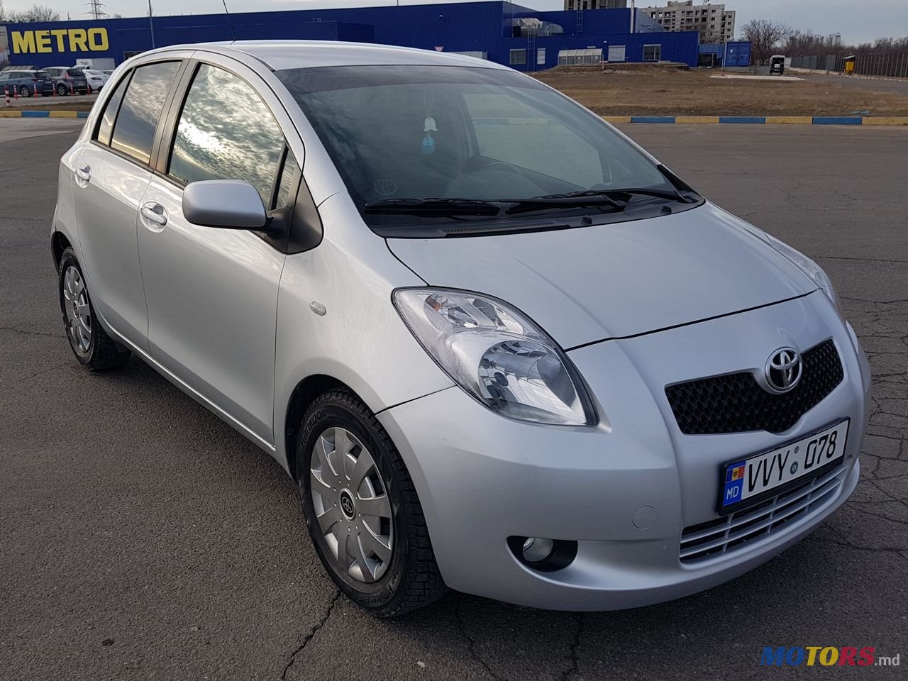 2007' Toyota Yaris photo #2