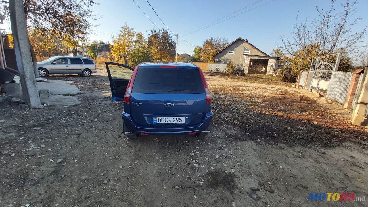 2010' Ford Fusion photo #5