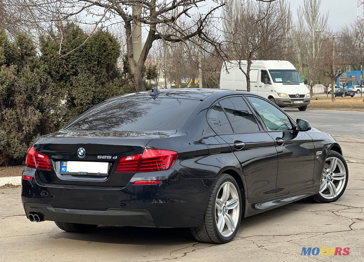 2014' BMW 5 Series photo #5