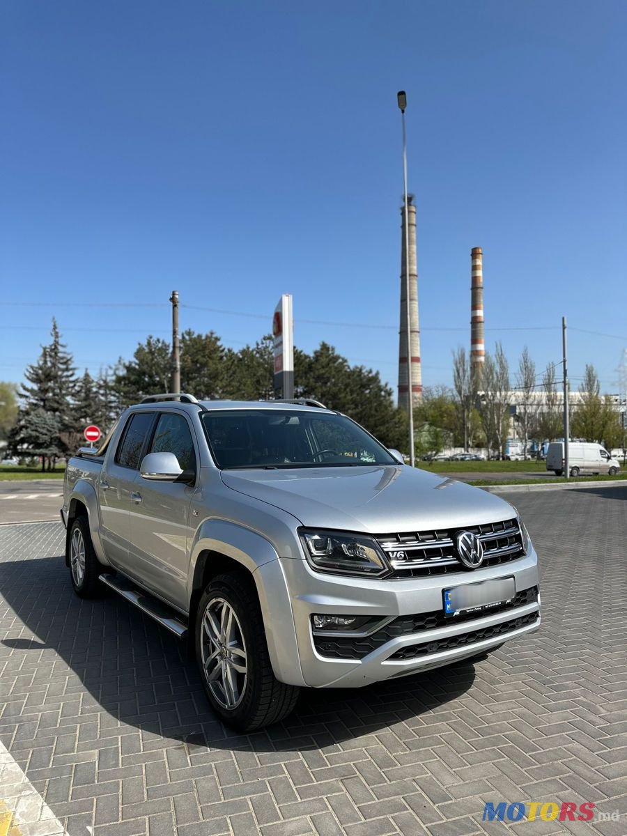 2016' Volkswagen Amarok photo #2