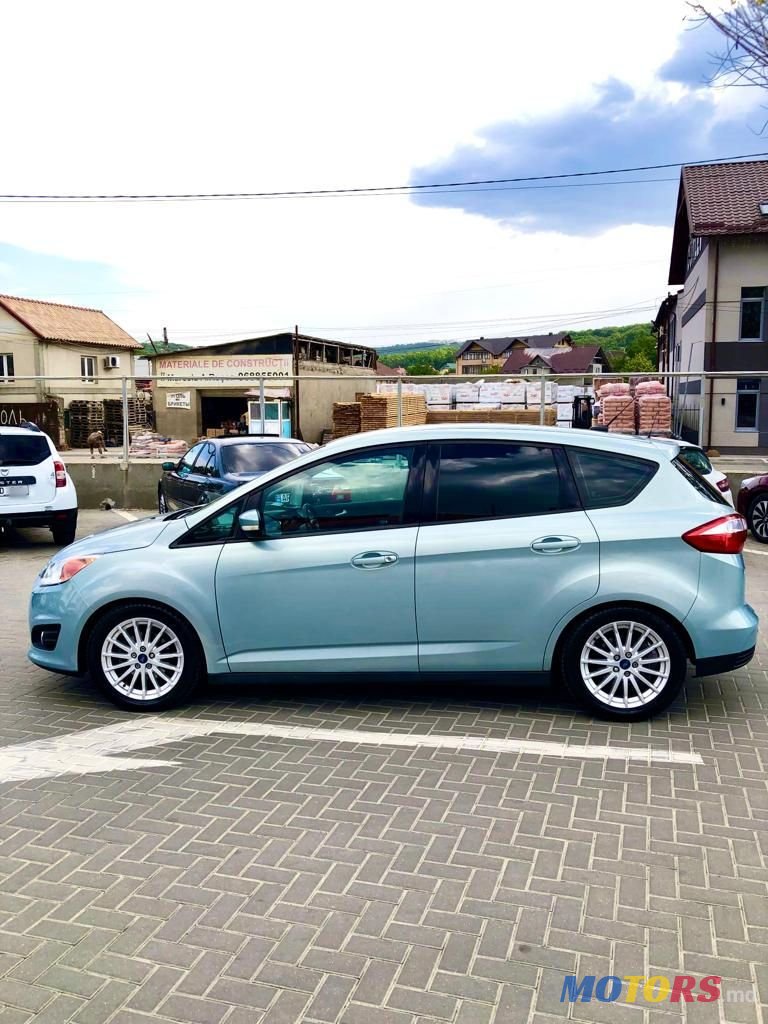 2013' Ford C-MAX photo #3