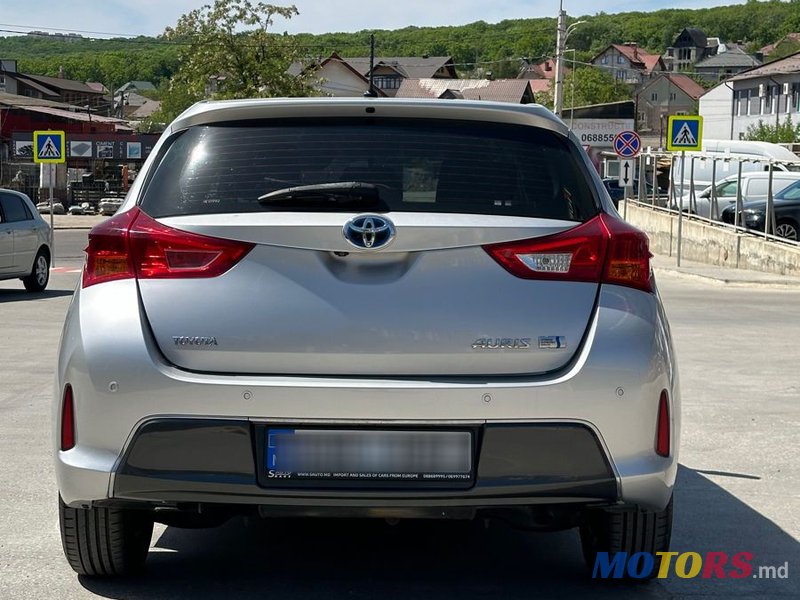 2014' Toyota Auris photo #5