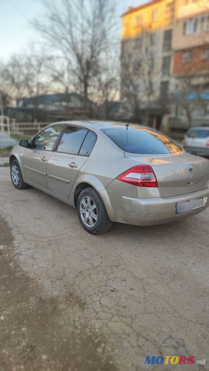 2007' Renault Megane photo #1