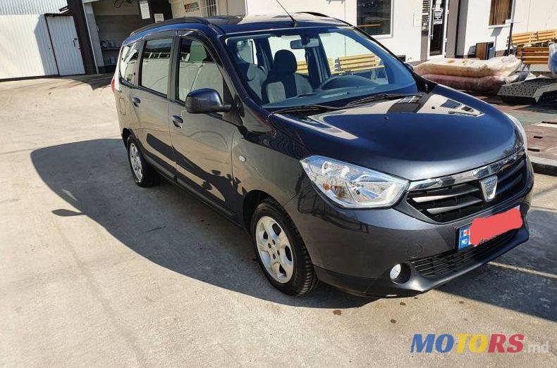 2012' Dacia Lodgy photo #1