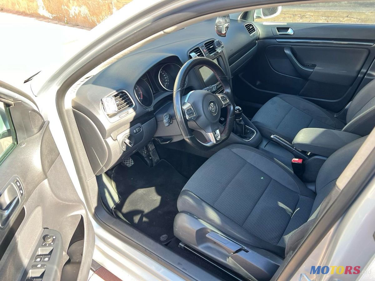 2012' Volkswagen Golf photo #5