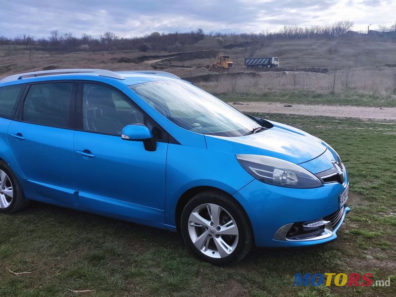 2014' Renault Grand Scenic photo #5