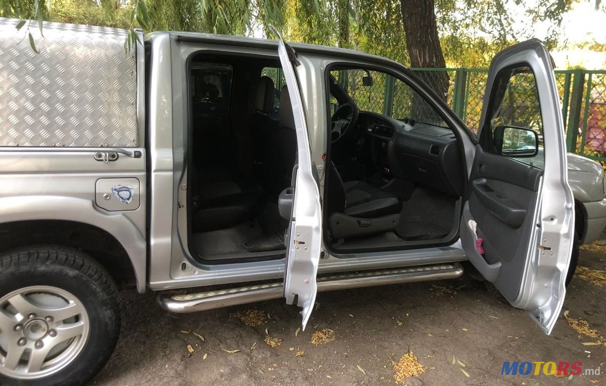 2002' Mazda BT-50 photo #6