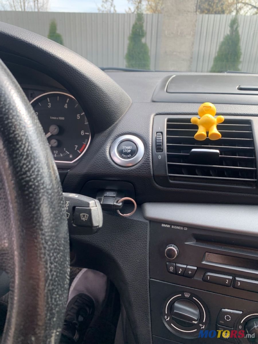 2008' BMW 1 Series photo #6