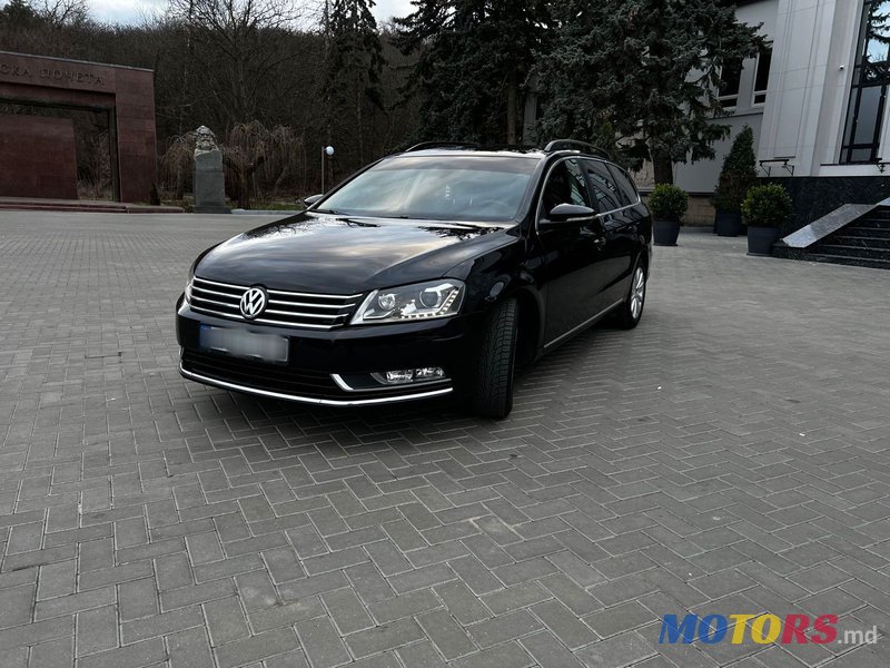 2014' Volkswagen Passat photo #2