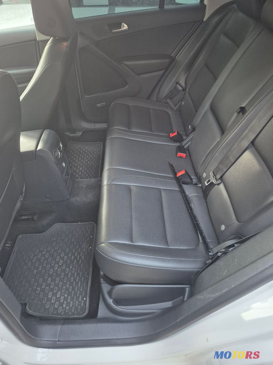 2013' Volkswagen Tiguan photo #3