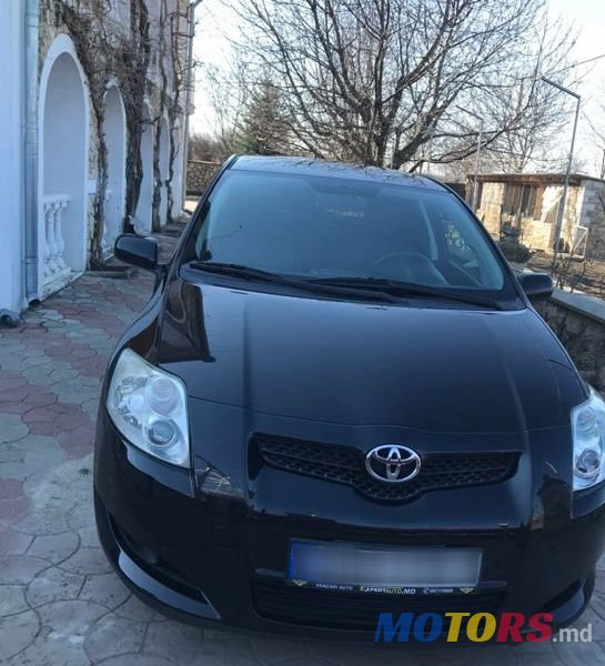 2008' Toyota Auris photo #1