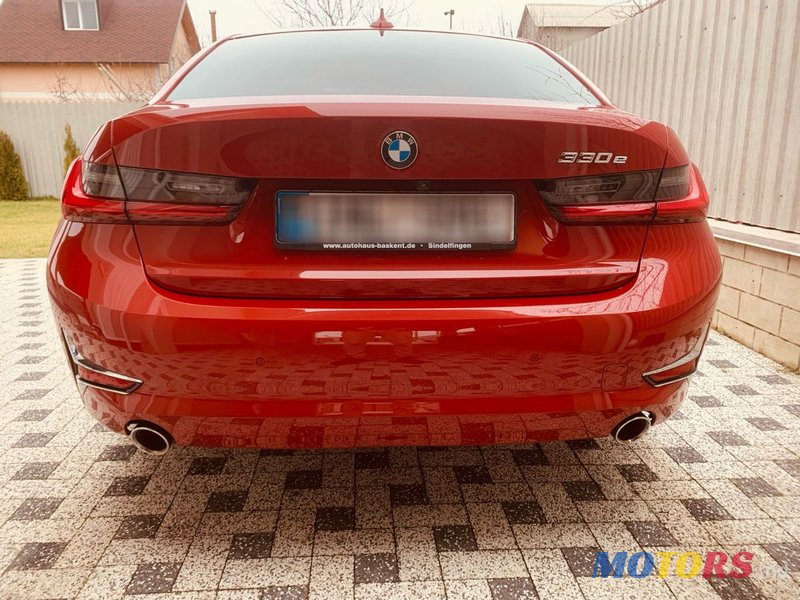 2020' BMW 3 Series photo #2