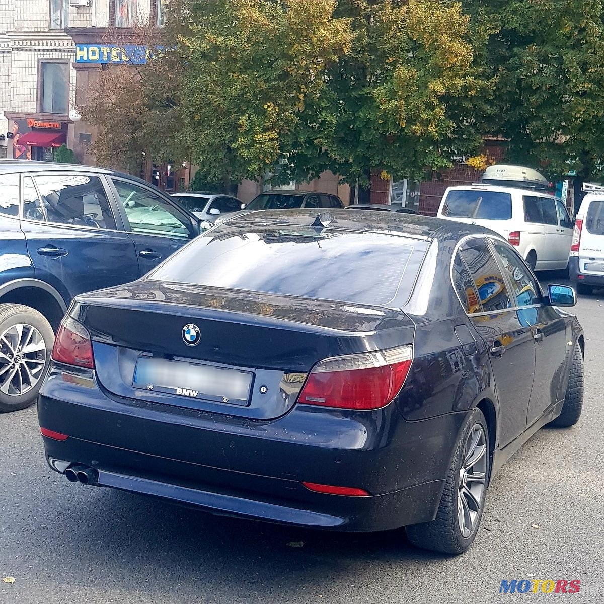 2005' BMW 5 Series photo #2