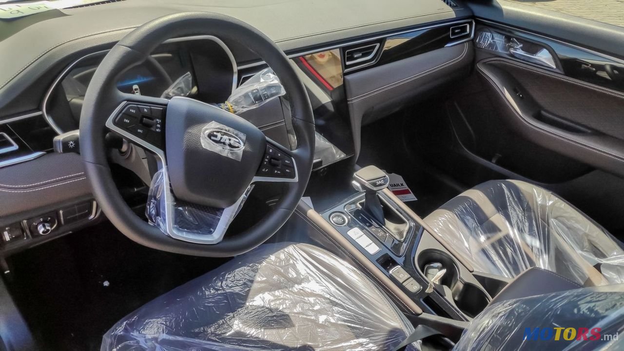 2021' JAC J7 photo #4