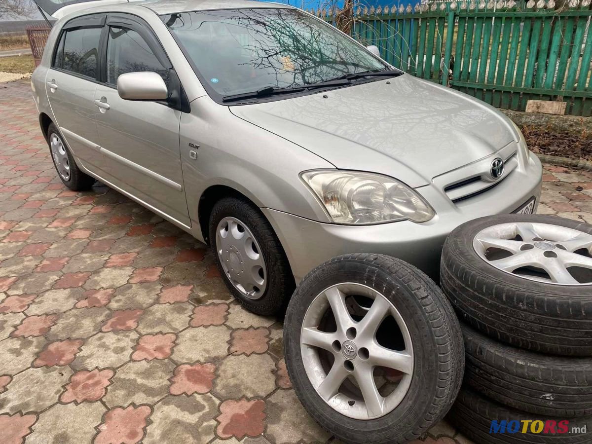 2005' Toyota Corolla photo #5