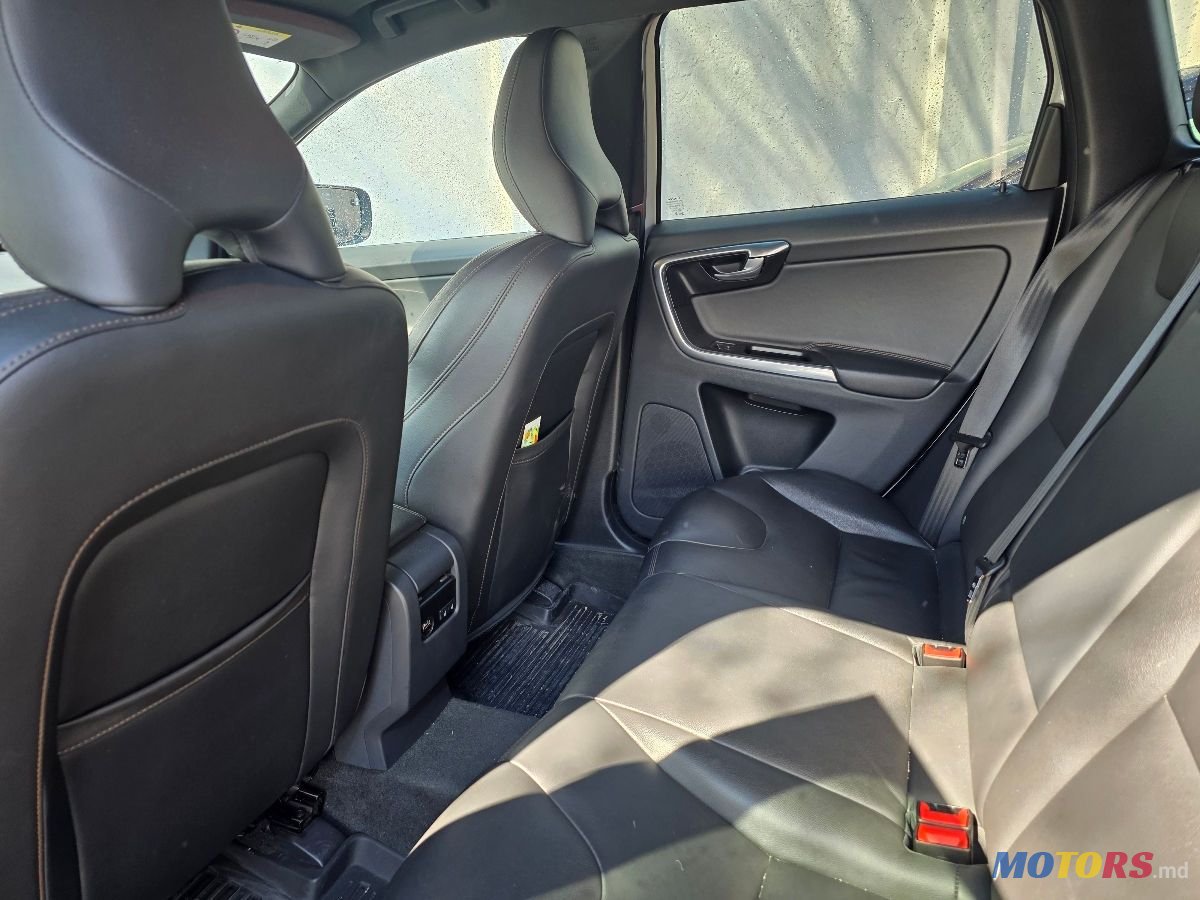 2015' Volvo XC60 photo #4