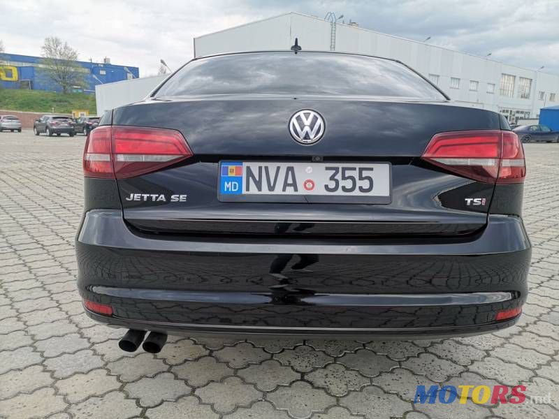 2016' Volkswagen Jetta photo #4