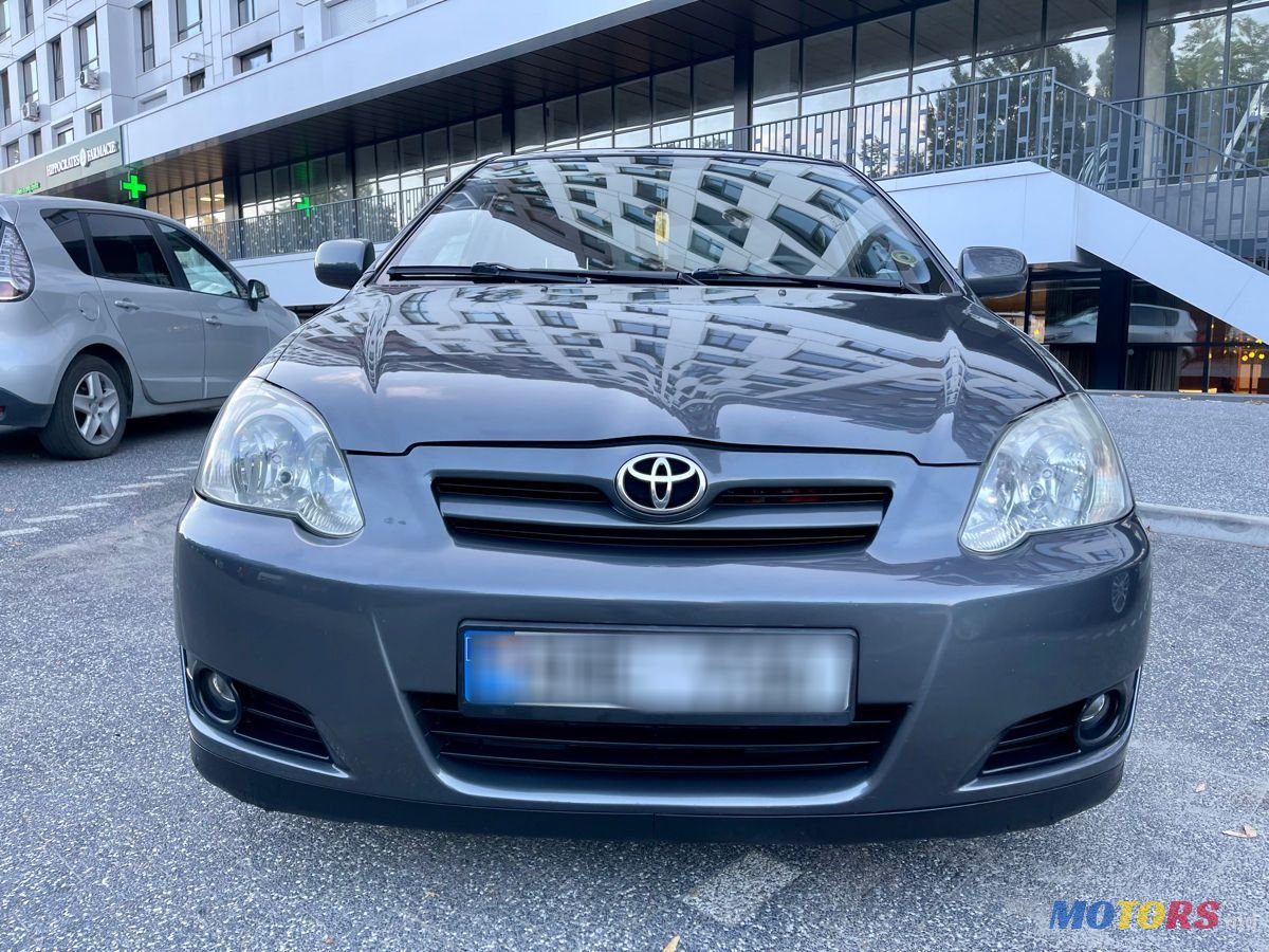 2006' Toyota Corolla photo #2