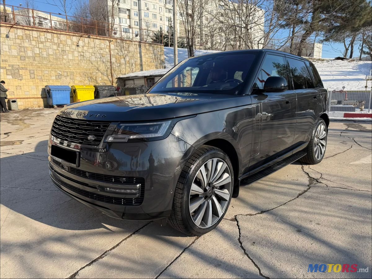 2023' Land Rover Range Rover photo #3