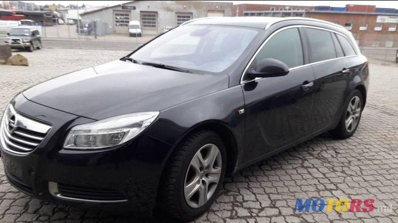 2010' Opel Insignia photo #1