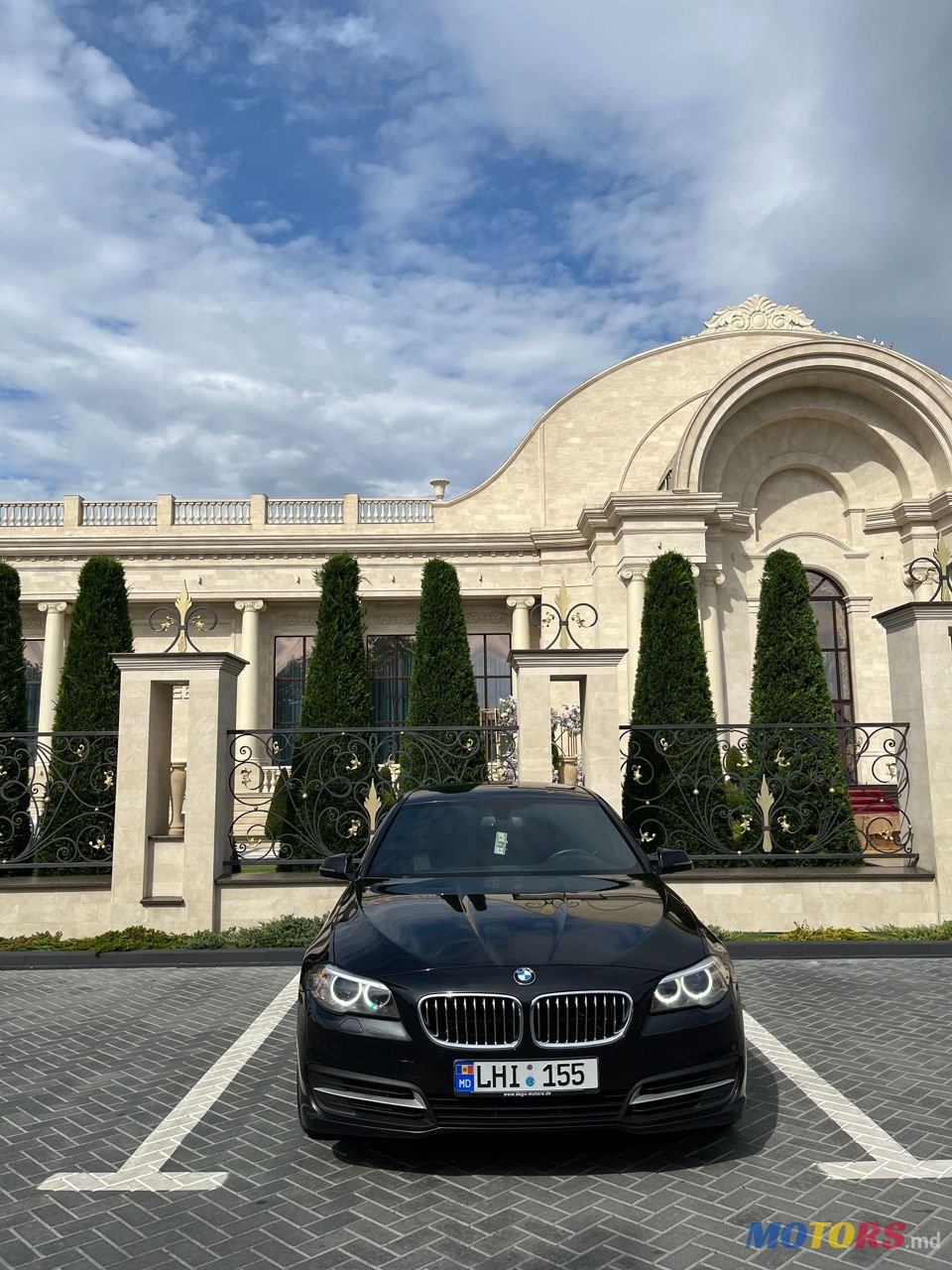 2014' BMW 5 Series photo #4