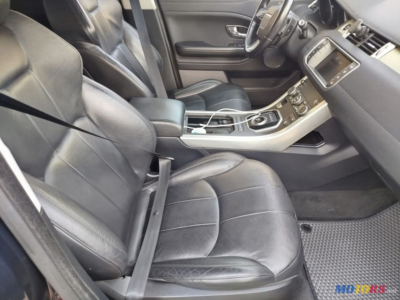 2019' Land Rover Range Rover Evoque photo #5