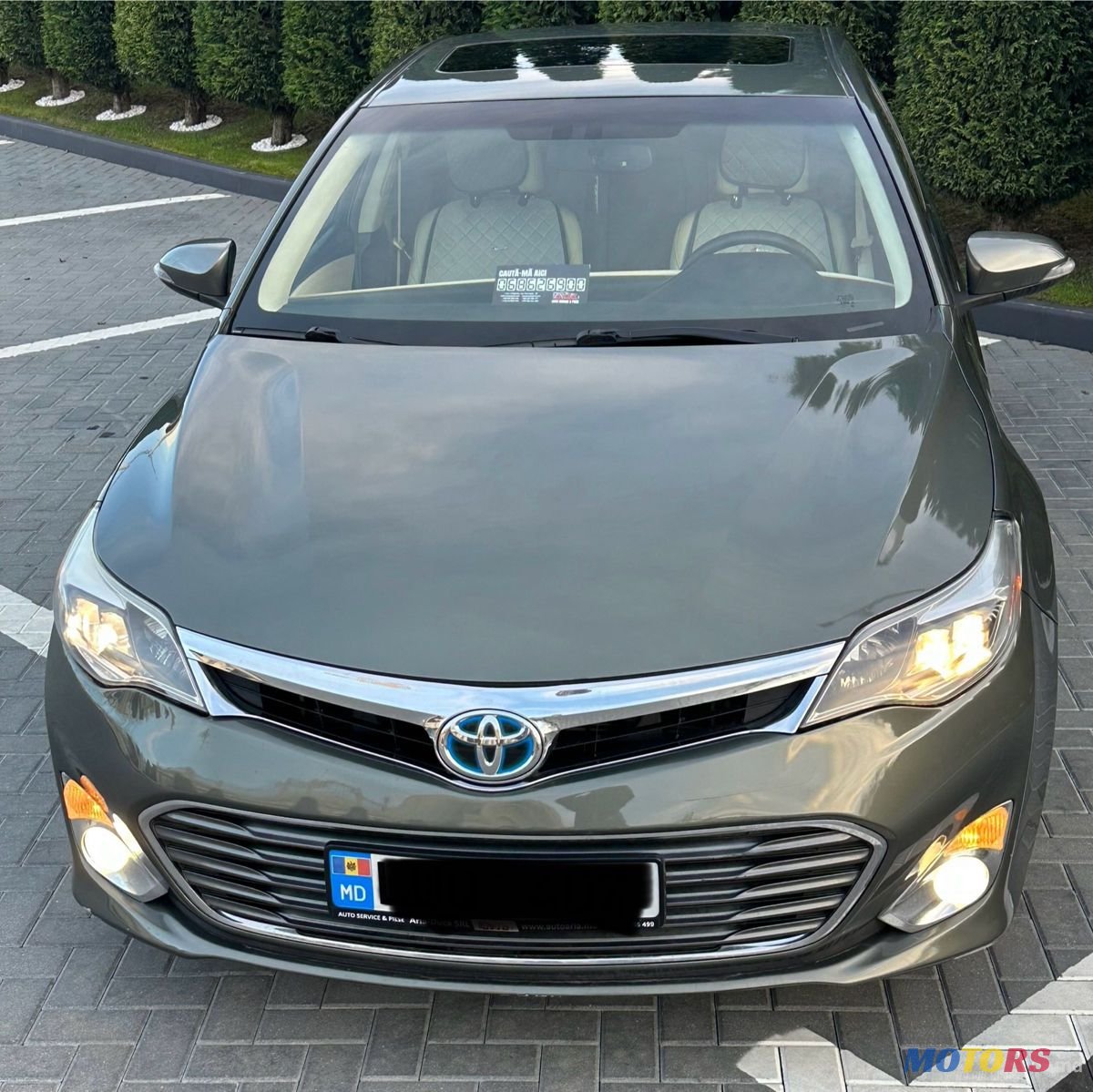 2014' Toyota Avalon photo #2