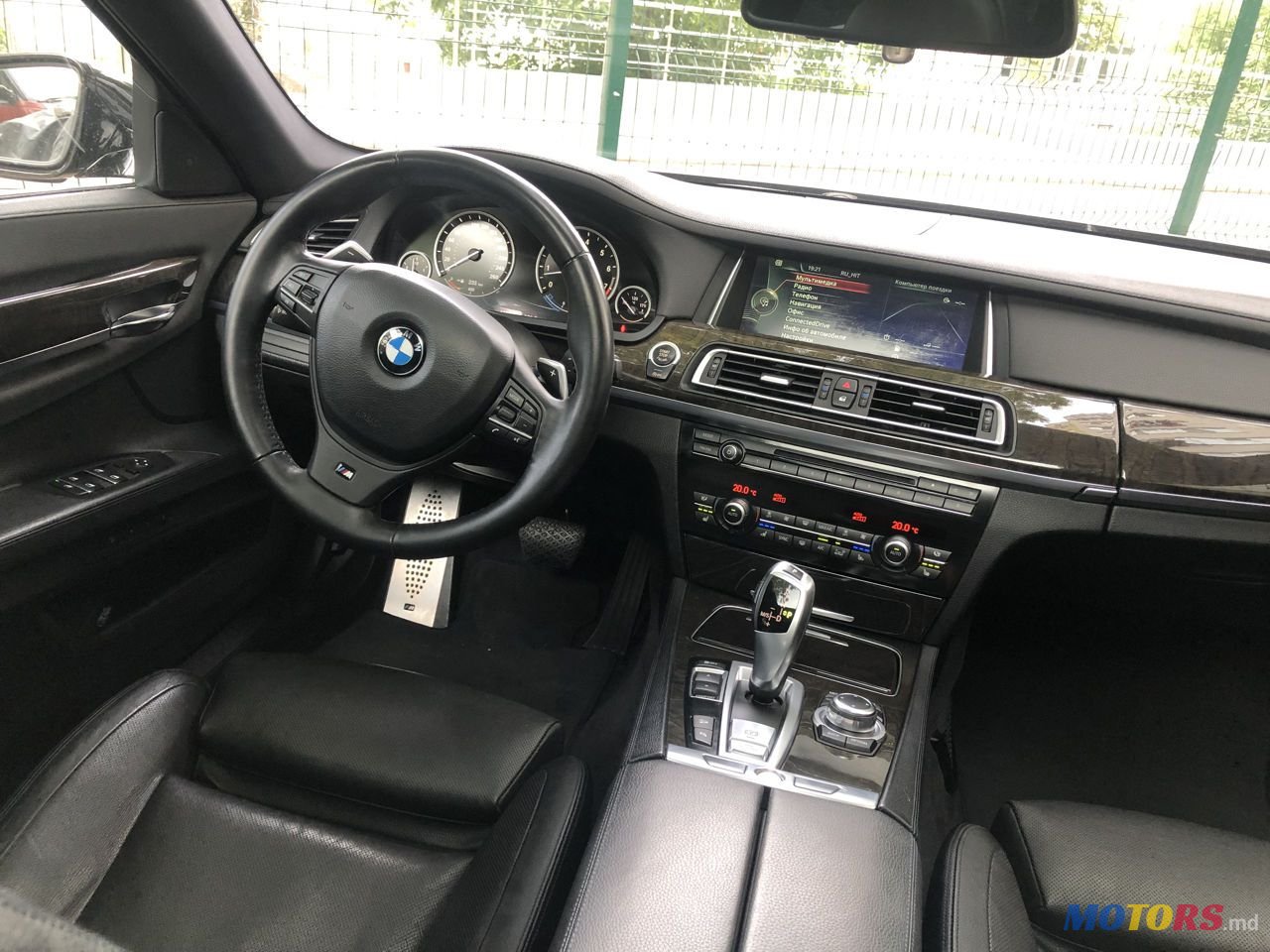 2005' BMW 7 Series photo #6