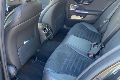 2021' Mercedes-Benz C-Class