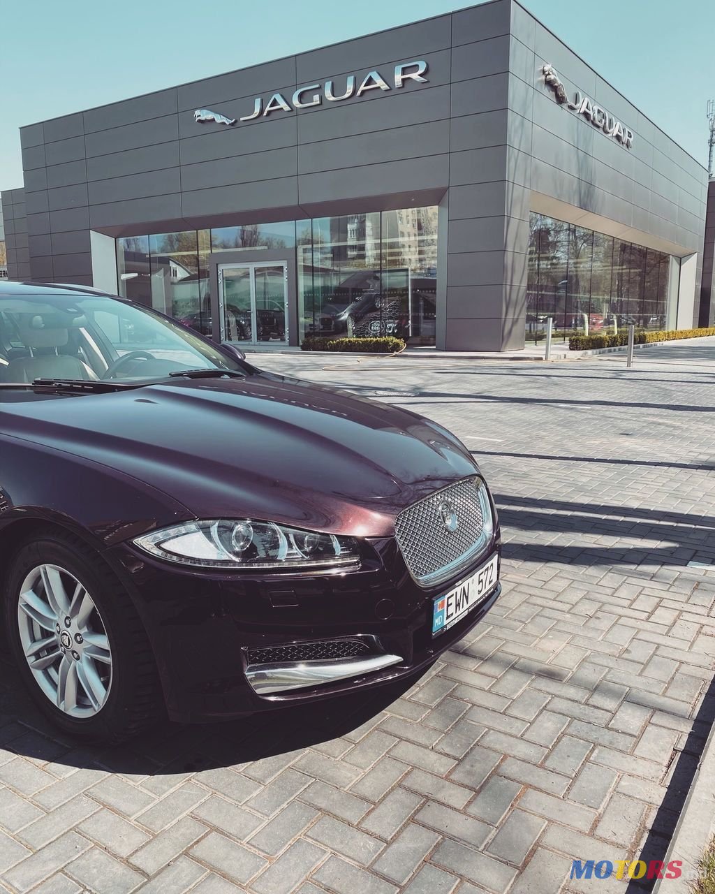 2013' Jaguar XF photo #2