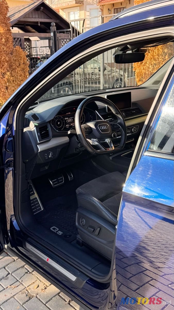 2017' Audi Q5 photo #5