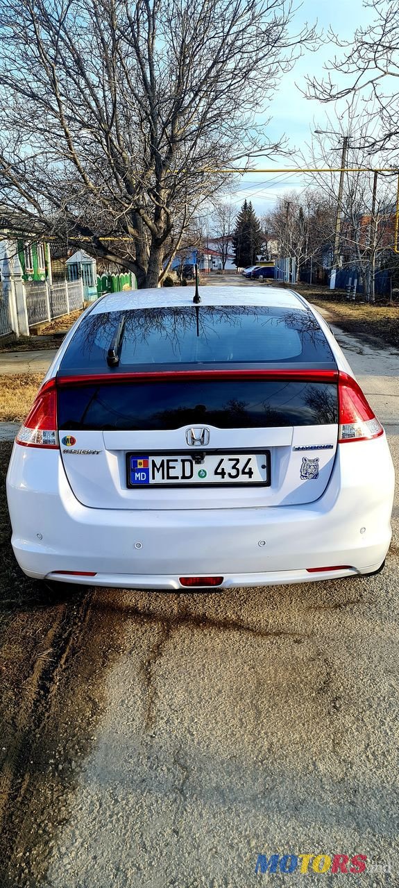 2010' Honda Insight photo #3