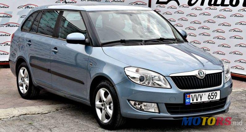 2011' Skoda Fabia photo #1