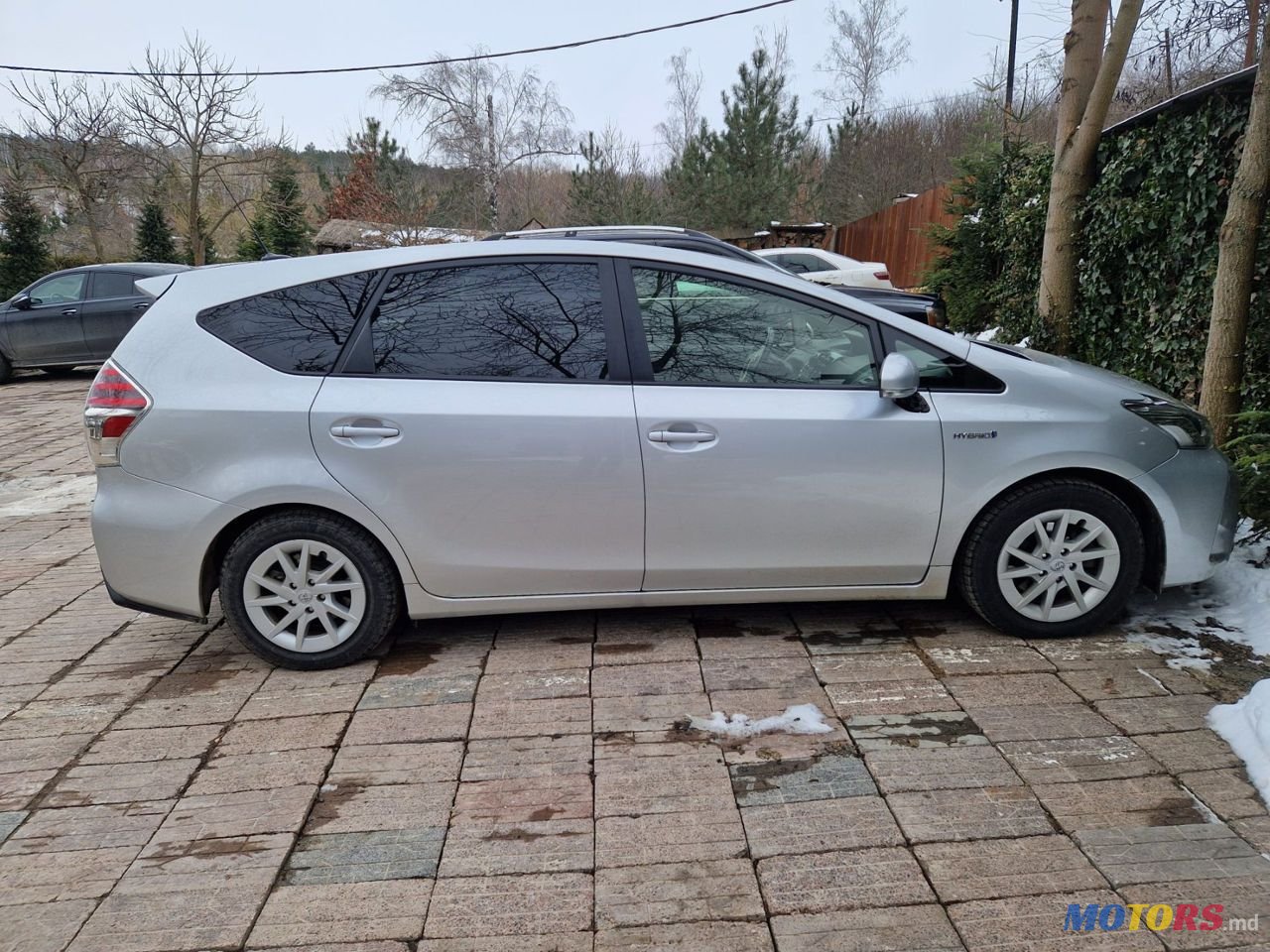 2018' Toyota Prius + photo #4