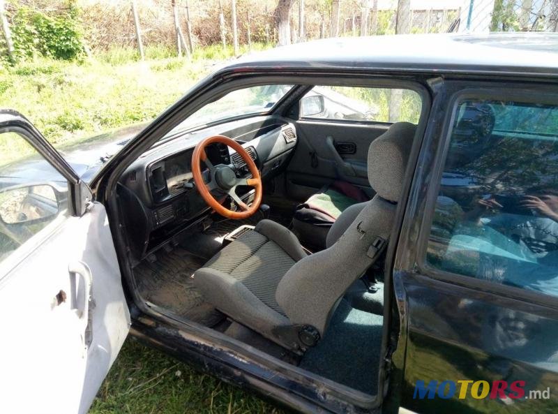 1985' Ford Escort photo #2