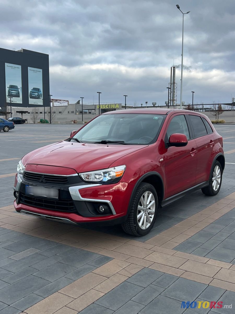 2017' Mitsubishi ASX photo #2
