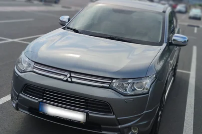 2014' Mitsubishi Outlander