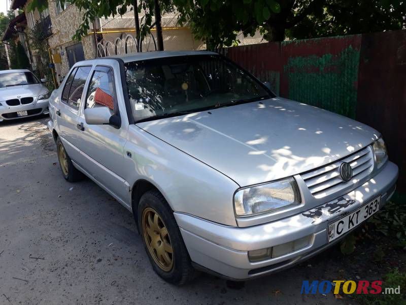 1996' Volkswagen Vento photo #1