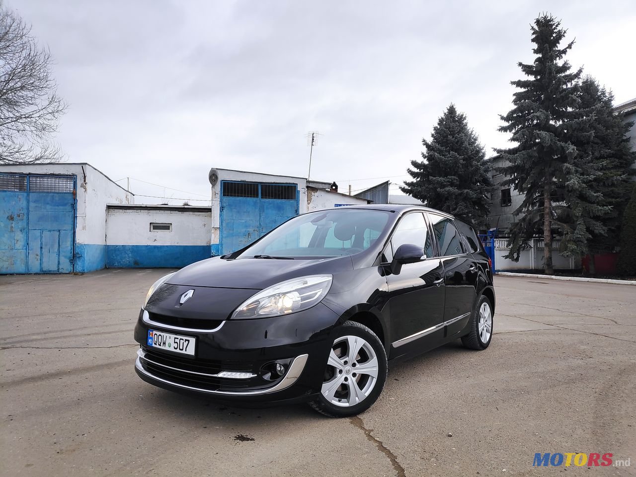 2012' Renault Grand Scenic photo #6