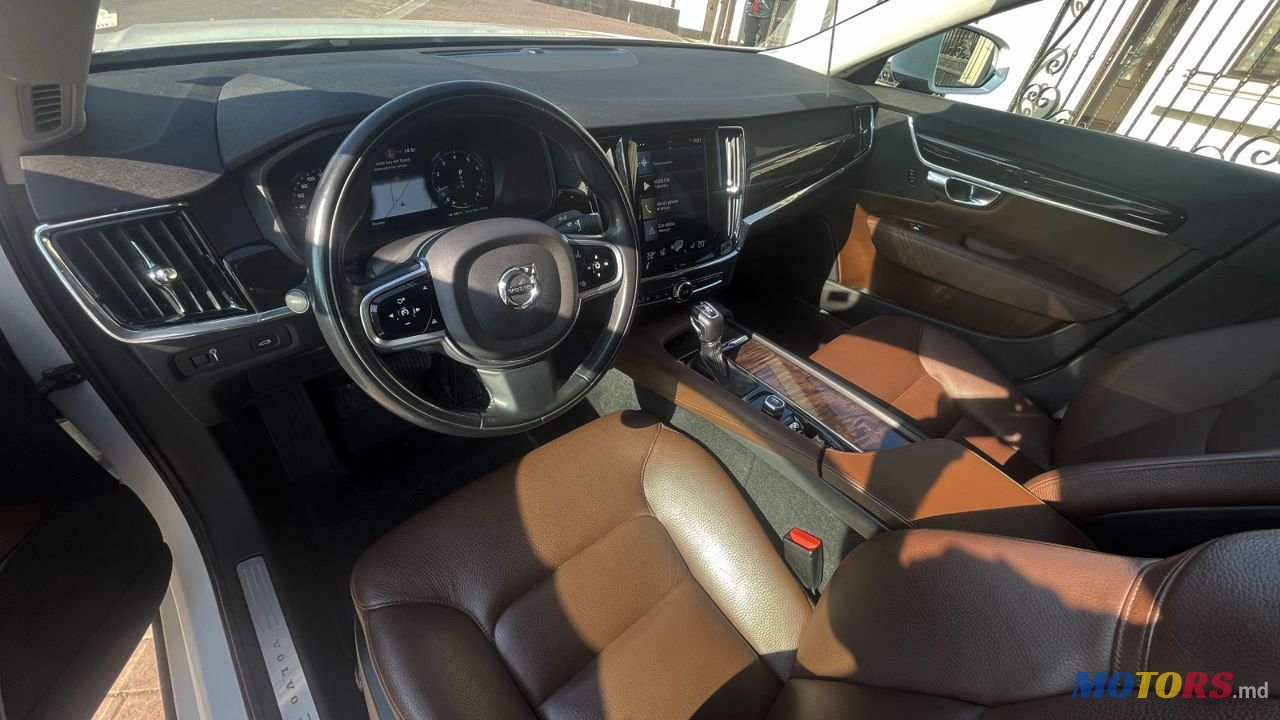 2018' Volvo S90 photo #5