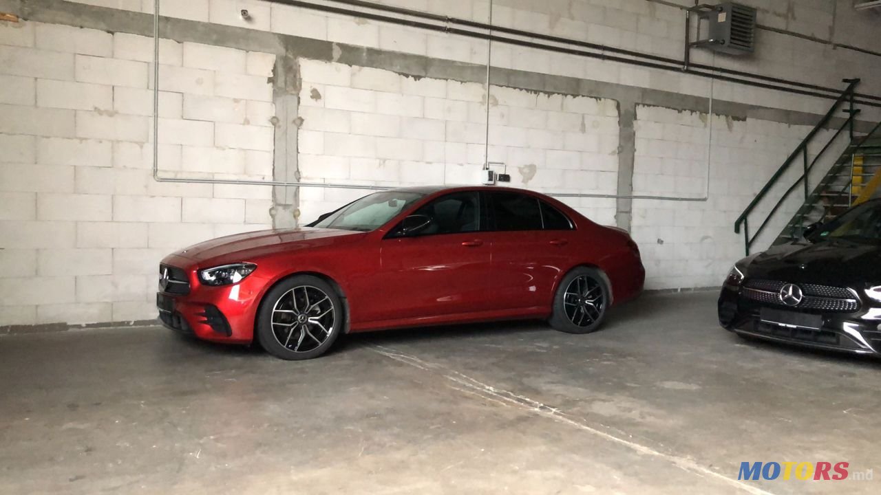 2020' Mercedes-Benz E Класс photo #2