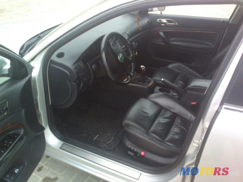 2004' Skoda Superb photo #2