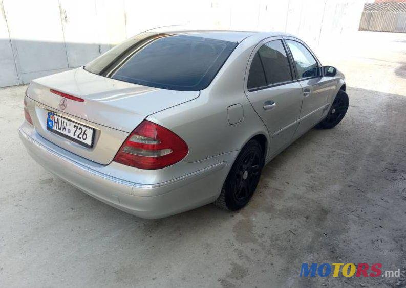 2003' Mercedes-Benz E photo #2