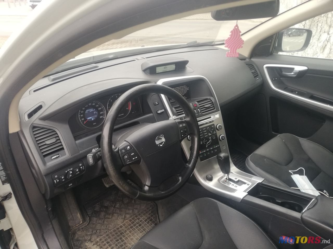 2009' Volvo XC60 photo #6