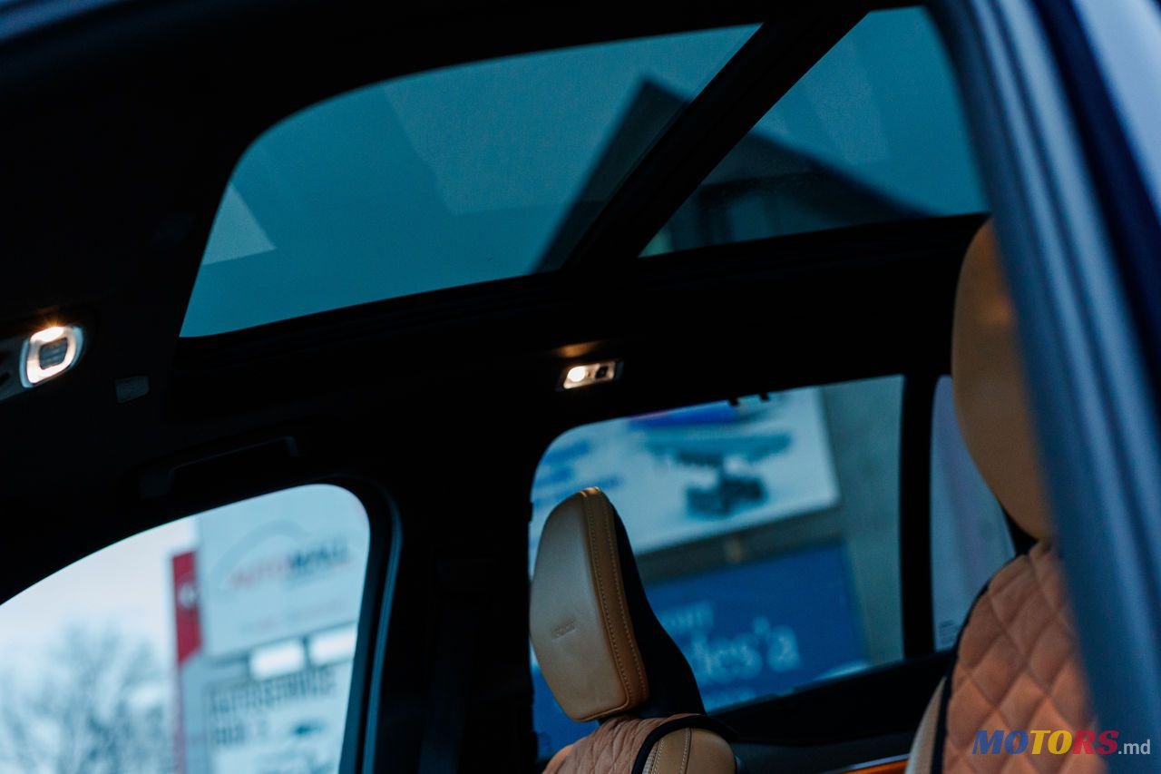 2018' Volvo XC90 photo #5