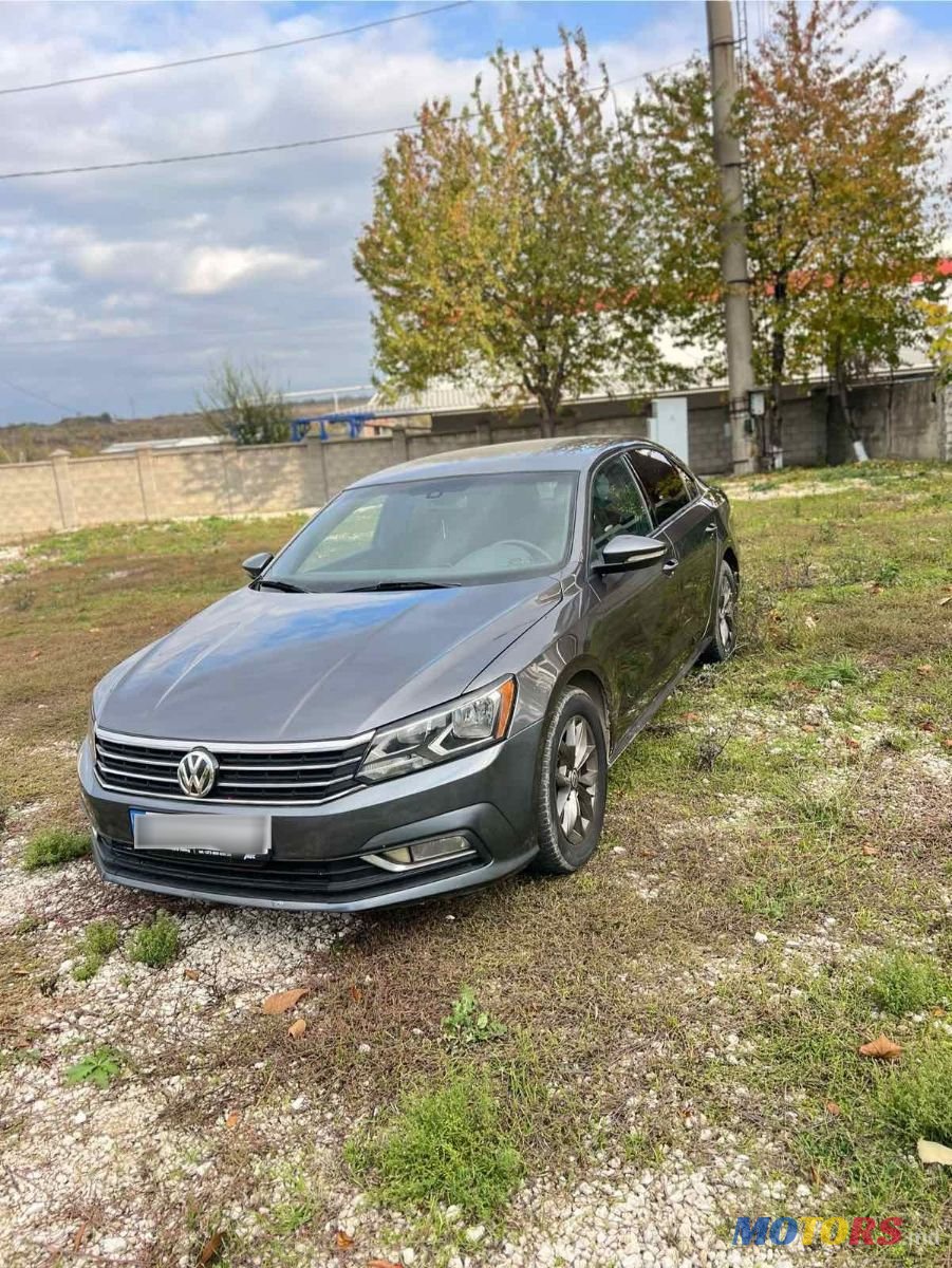 2018' Volkswagen Passat photo #6