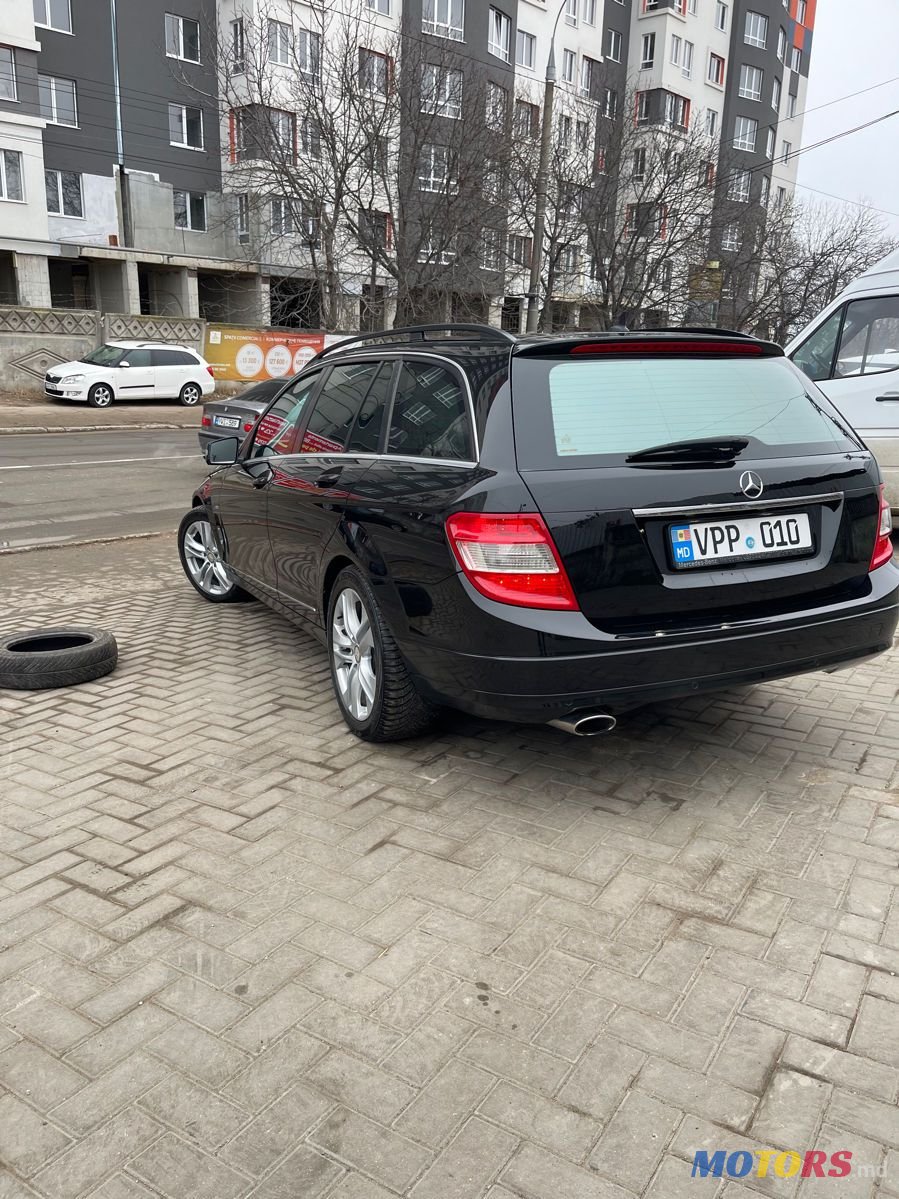 2009' Mercedes-Benz C Класс photo #4